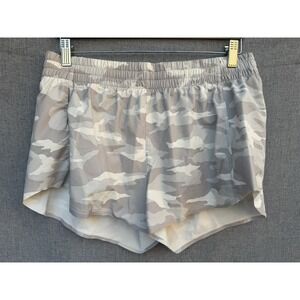 Athleta Brown & Gray Camo Print Medium Hustle 3" Athletic Shorts